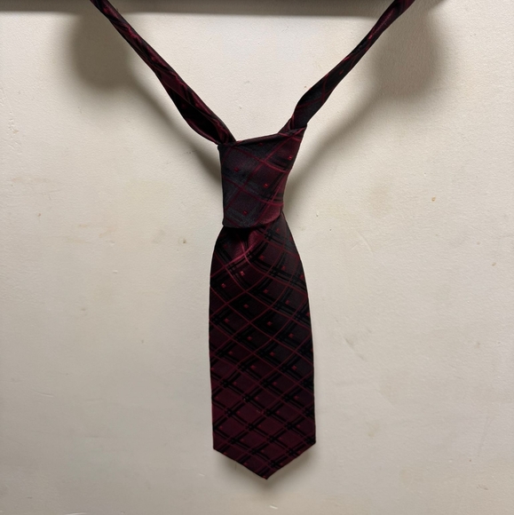 VINTAGE Christian Dior Tie - Picture 2 of 2